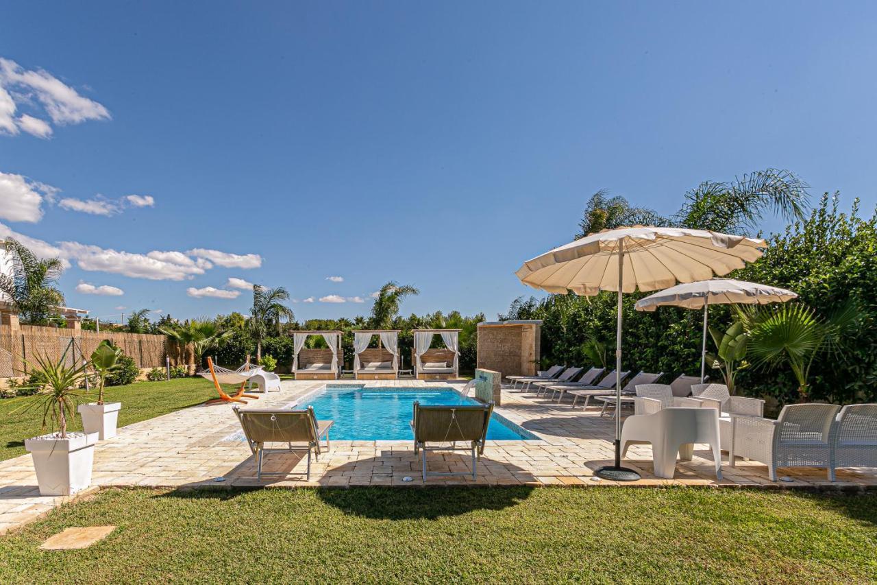 Resort Almaredamarra Con Piscina E Idromassaggio Sul Mare Торре-Сан-Джованни-Удженто Экстерьер фото