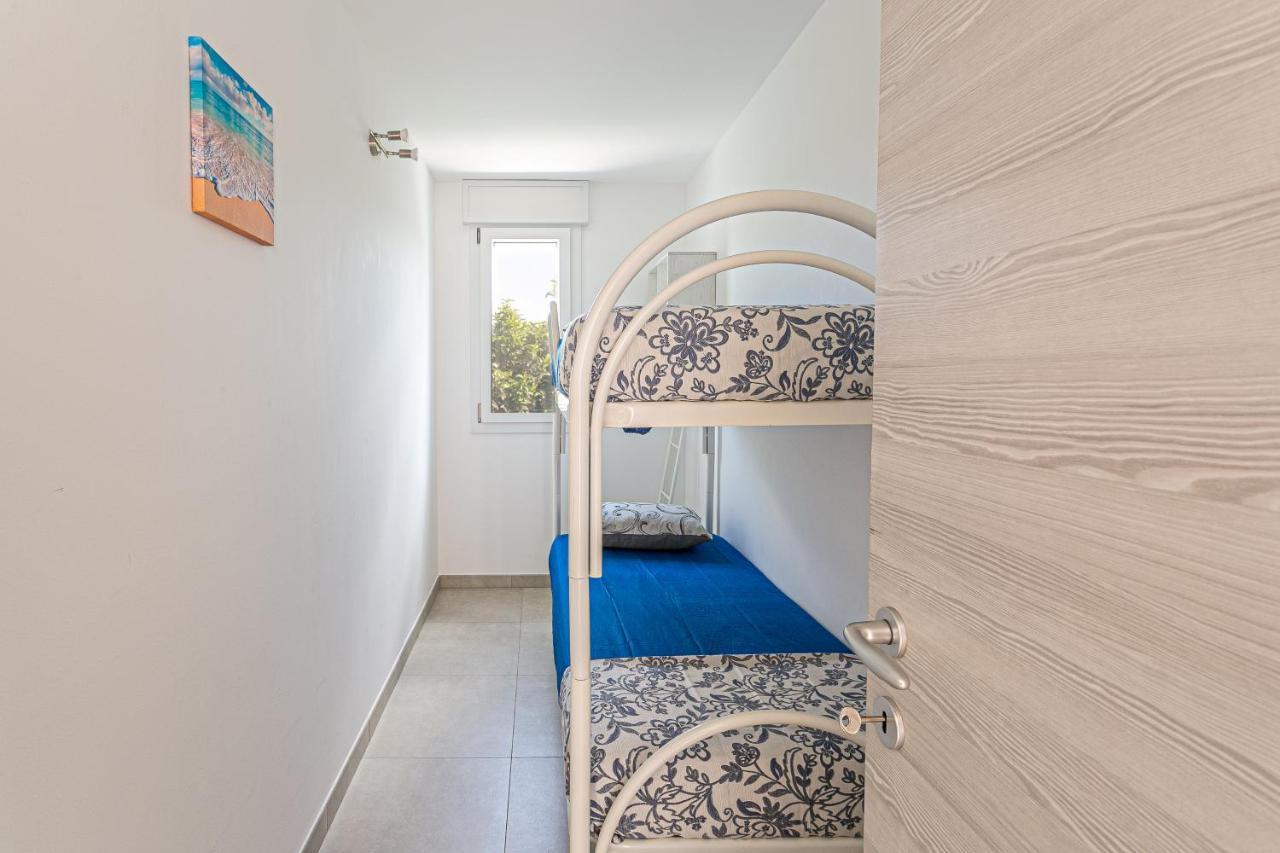 Resort Almaredamarra Con Piscina E Idromassaggio Sul Mare Торре-Сан-Джованни-Удженто Экстерьер фото