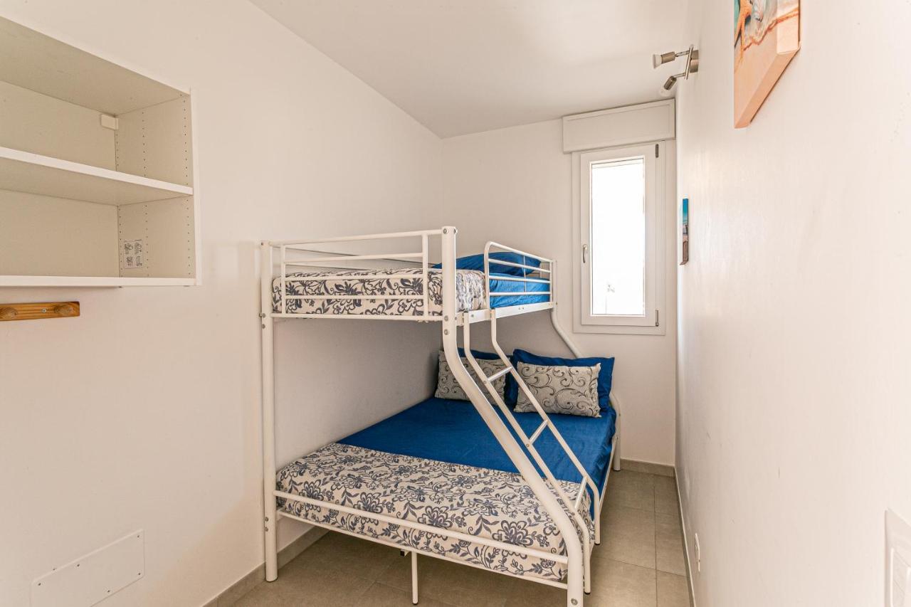 Resort Almaredamarra Con Piscina E Idromassaggio Sul Mare Торре-Сан-Джованни-Удженто Экстерьер фото