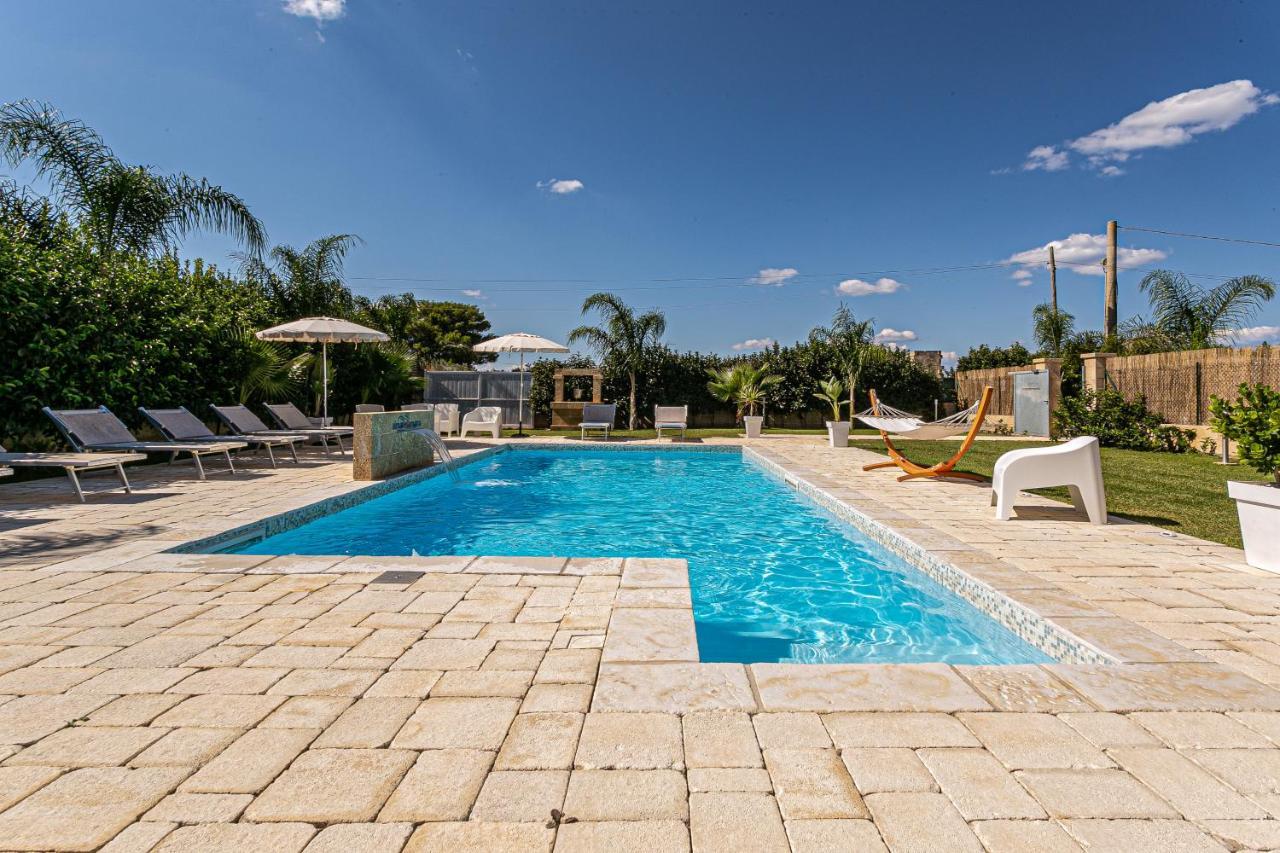 Resort Almaredamarra Con Piscina E Idromassaggio Sul Mare Торре-Сан-Джованни-Удженто Экстерьер фото